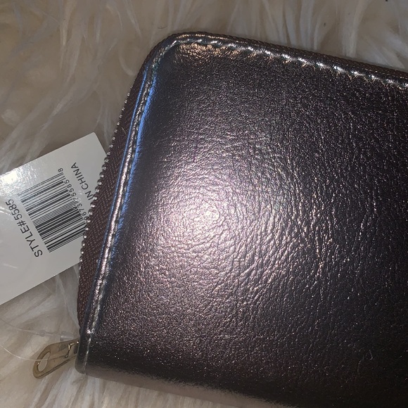 Pewter clutch or wallet for stashing cash cards or cell phone. - Picture 3 of 4